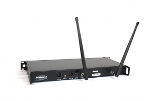 RFIntell QL7R/T1-B 720,500-754,000 МГц 2-канальная радиосистема с 2-мя ручными микрофонами в Славянске-на-Кубани